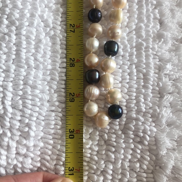 Set of two pearl necklaces - Picture 7 of 9